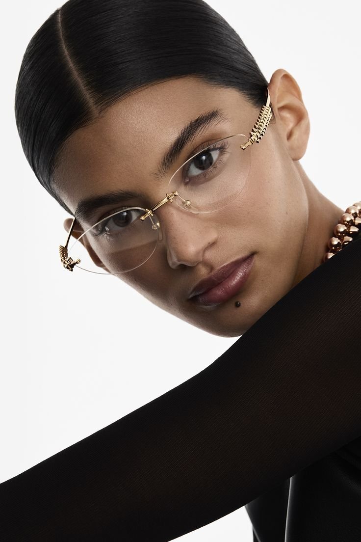  Numaralı Gözlük Seçerken Dikkat Etmeniz Gereken 7 Önemli Nokta